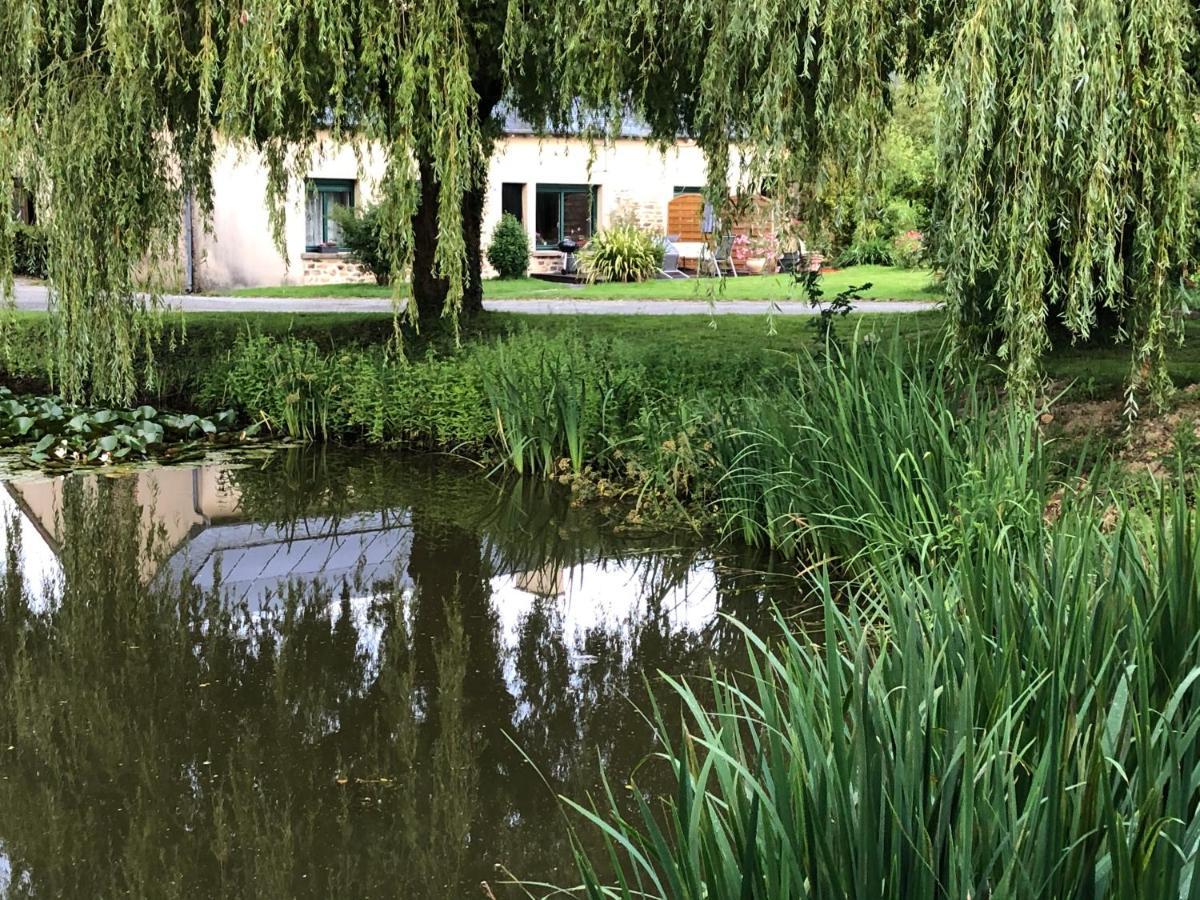 Les Saules Villa Domalain Esterno foto